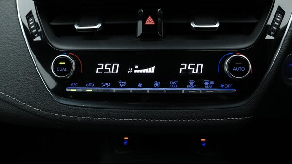 Used Suzuki Swace 2022 for sale - 76109028: Photo 12