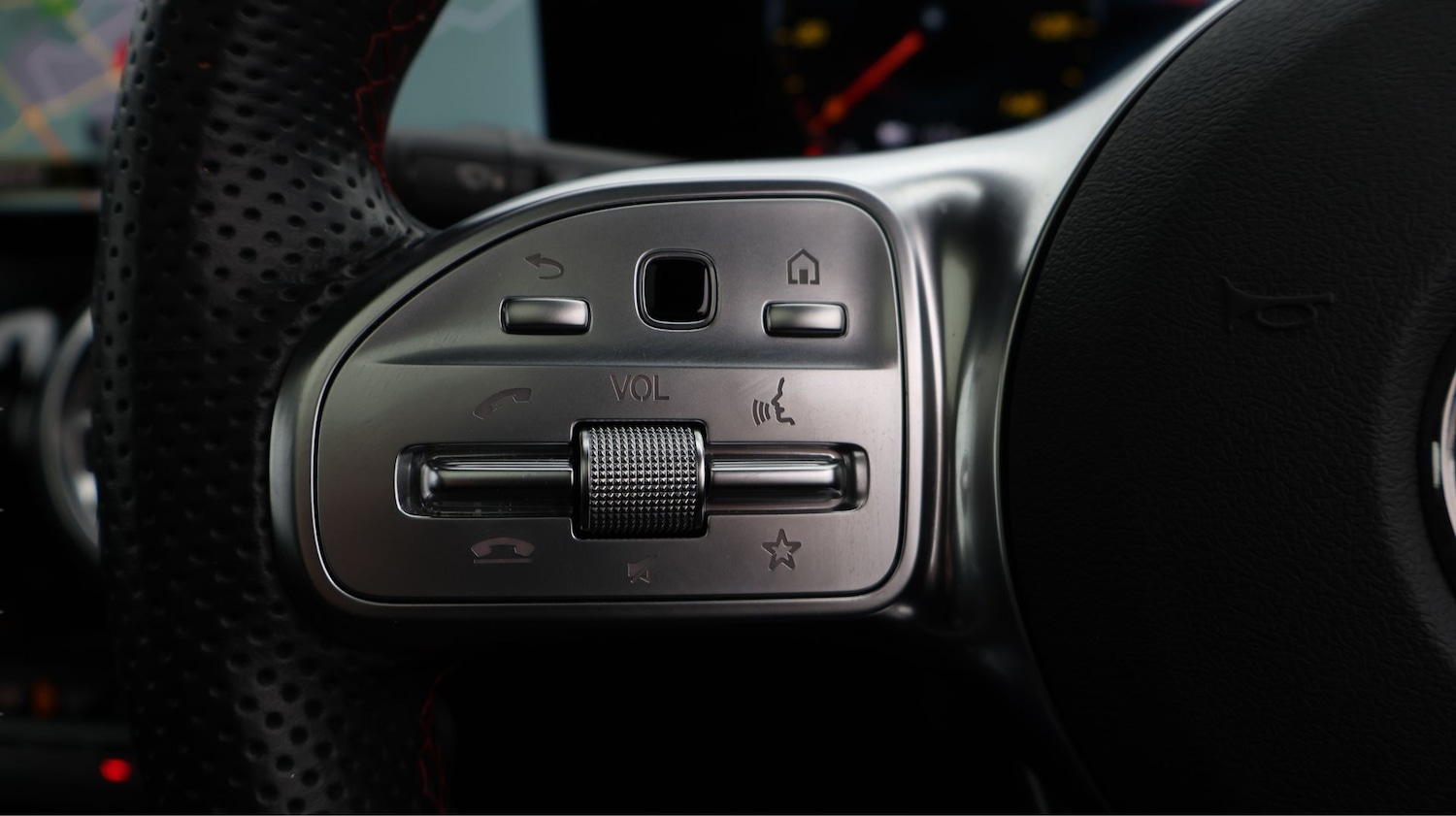 Used Mercedes-Benz EQB 2023 for sale - 77416864: Photo 25