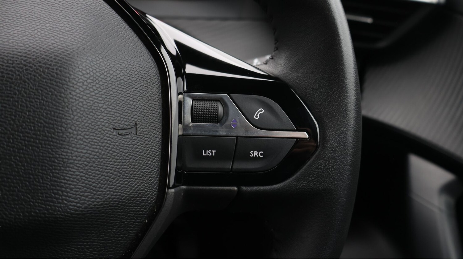 Used Peugeot 2008 2023 for sale - 77717298: Photo 21