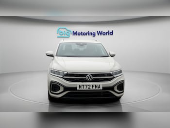 Used Volkswagen T-Roc 2022 for sale - 77517364: Photo