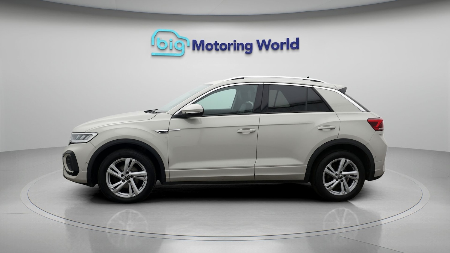 Used Volkswagen T-Roc 2022 for sale - 77517364: Photo 4