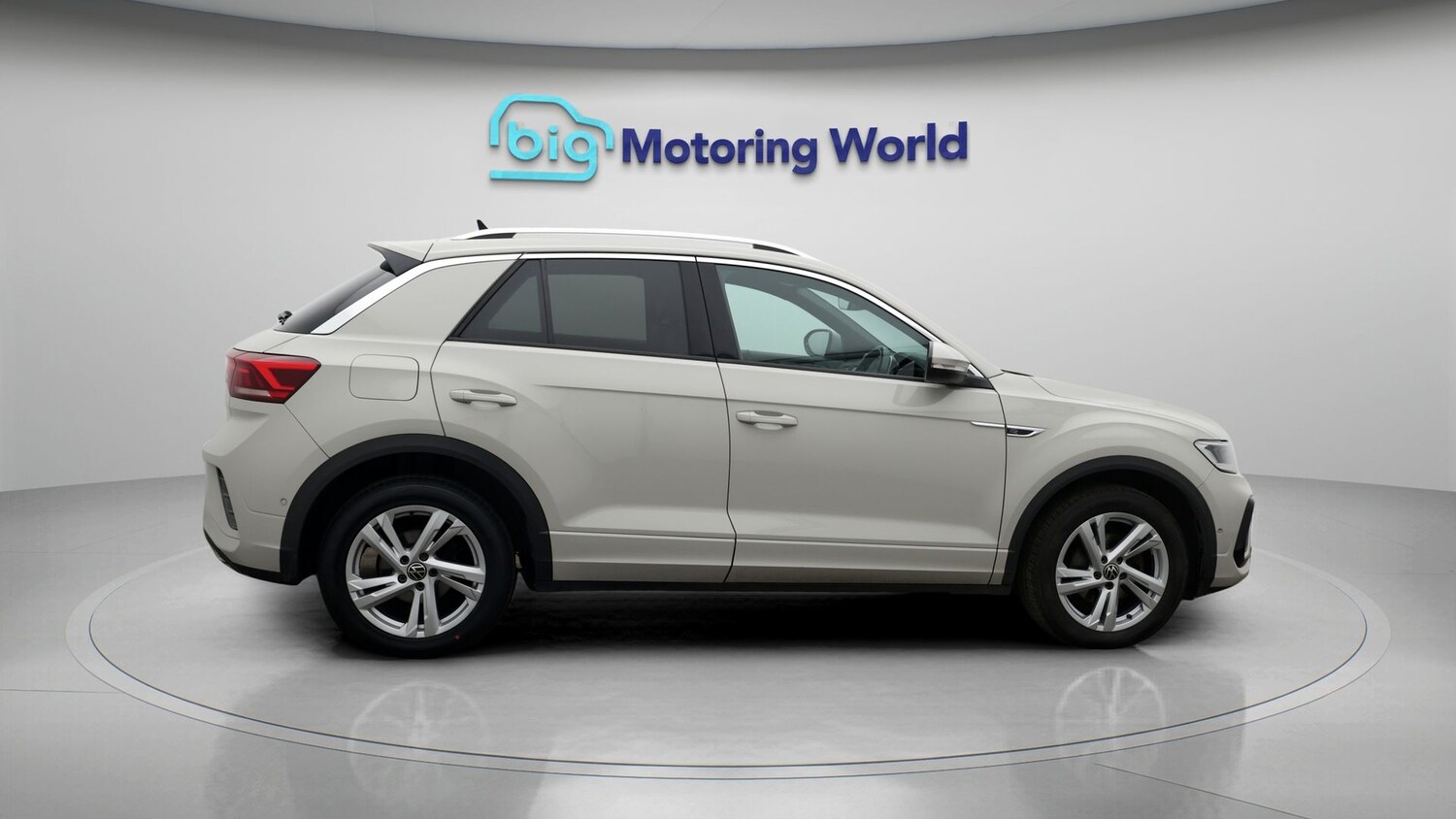 Used Volkswagen T-Roc 2022 for sale - 77517364: Photo 8