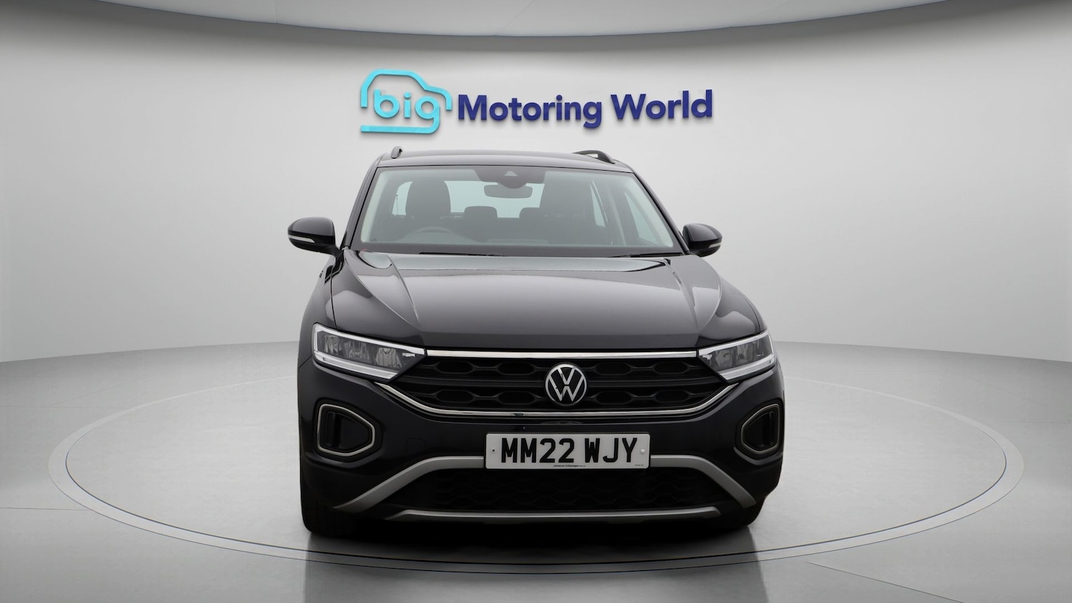 Used Volkswagen T-Roc for sale - 77247202: Photo 2