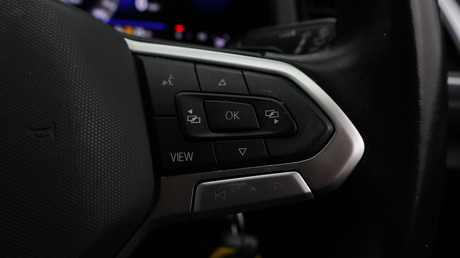 Used Volkswagen T-Roc for sale - 77247202: Photo 23