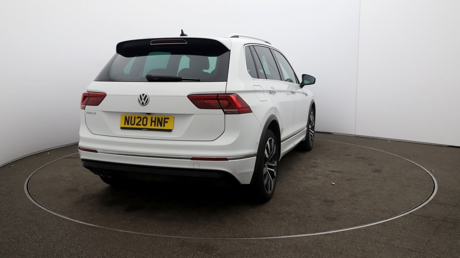 Used Volkswagen Tiguan for sale - 76810810: Photo 52