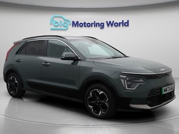 2023 (73) - 64.8kWh 3 SUV 5dr Electric Auto (201 bhp)
