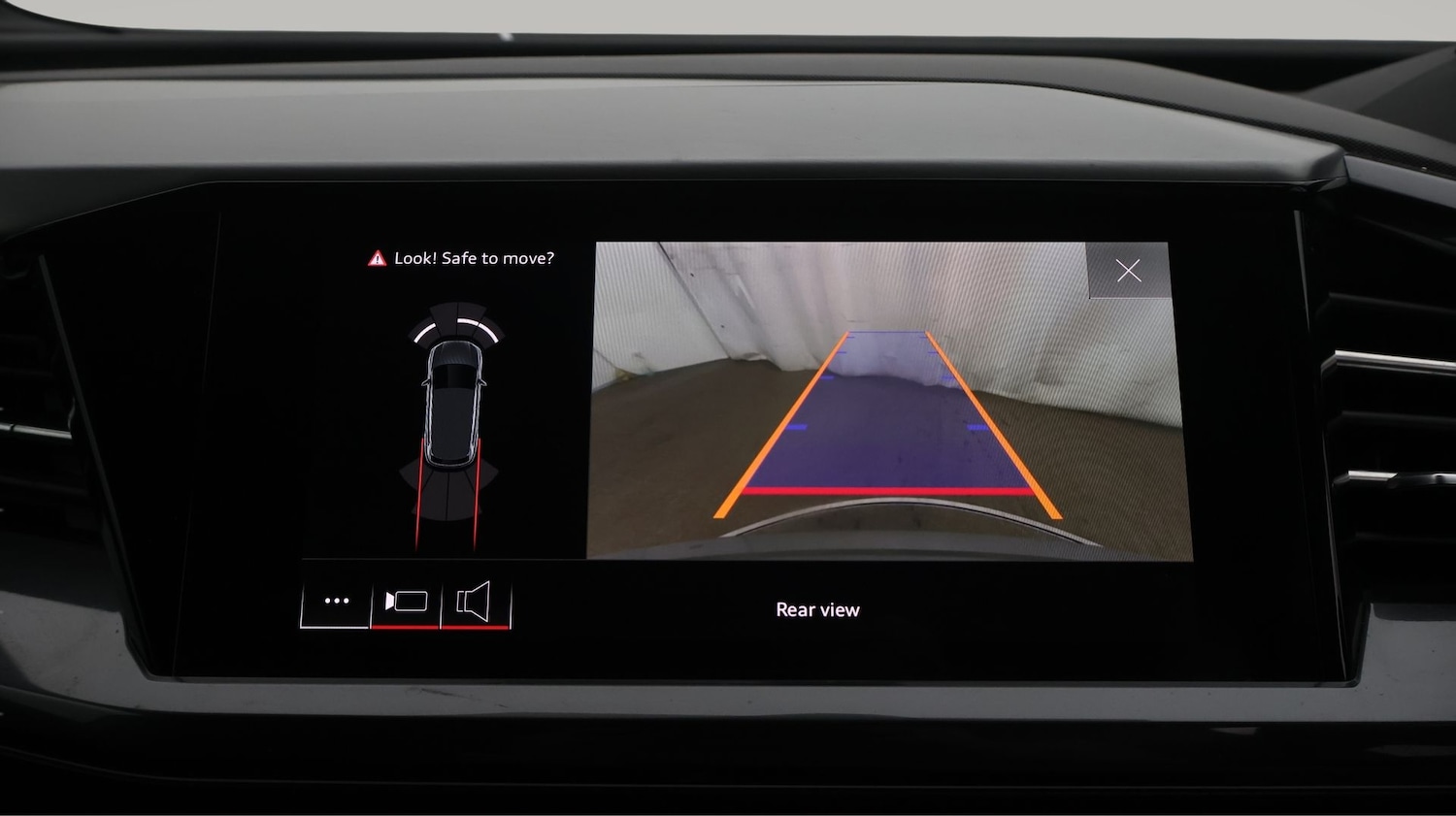 Used Audi Q4 e-tron 2022 for sale - 77979991: Photo 26