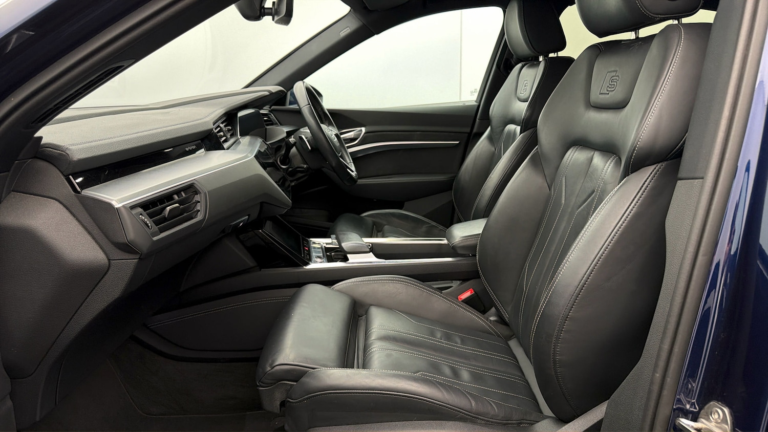 Used Audi e-tron 2022 for sale - 78197384: Photo 13