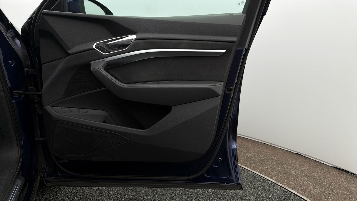 Used Audi e-tron 2022 for sale - 78197384: Photo 14