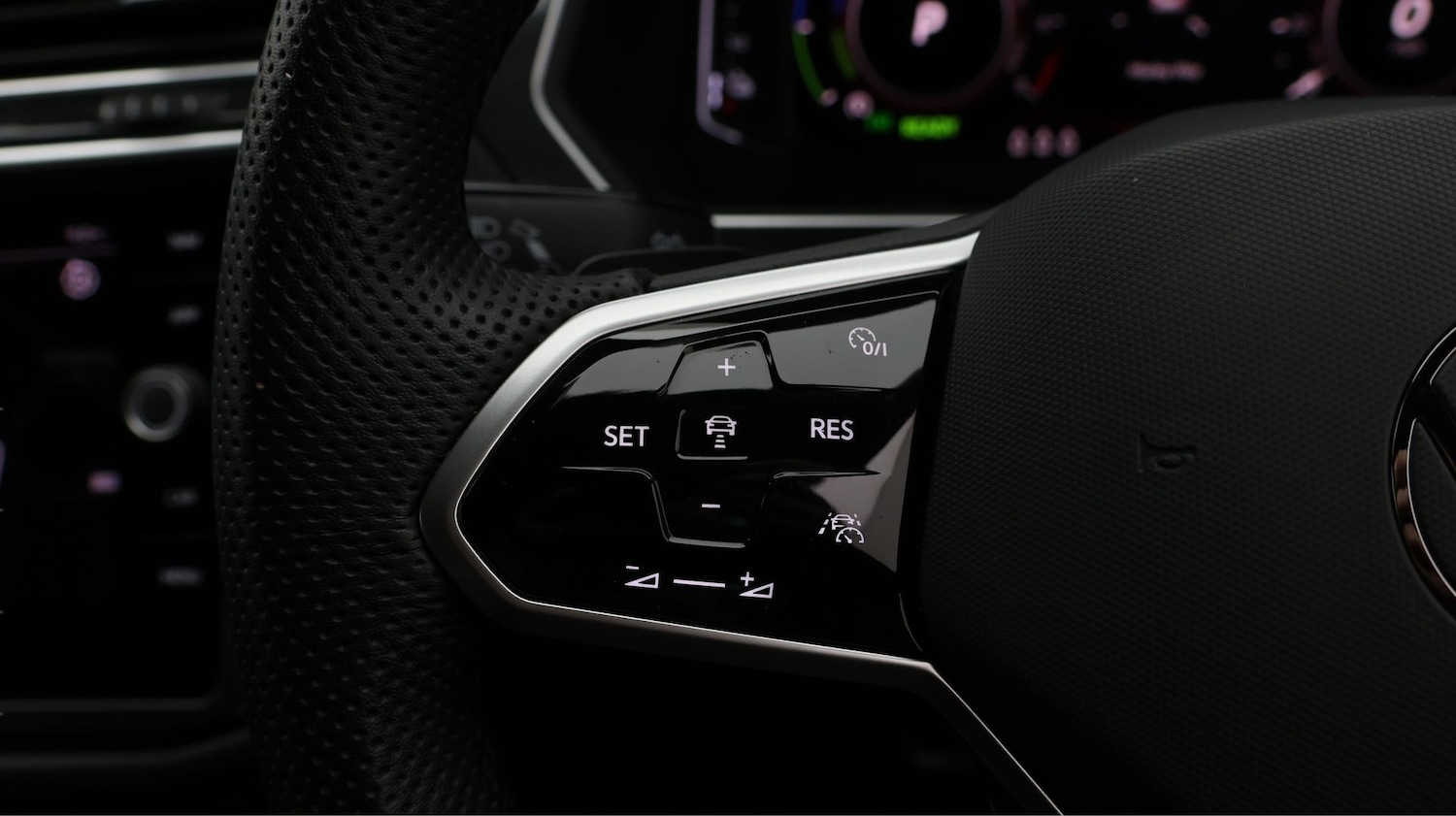 Used Volkswagen Tiguan 2023 for sale - 77581886: Photo 24