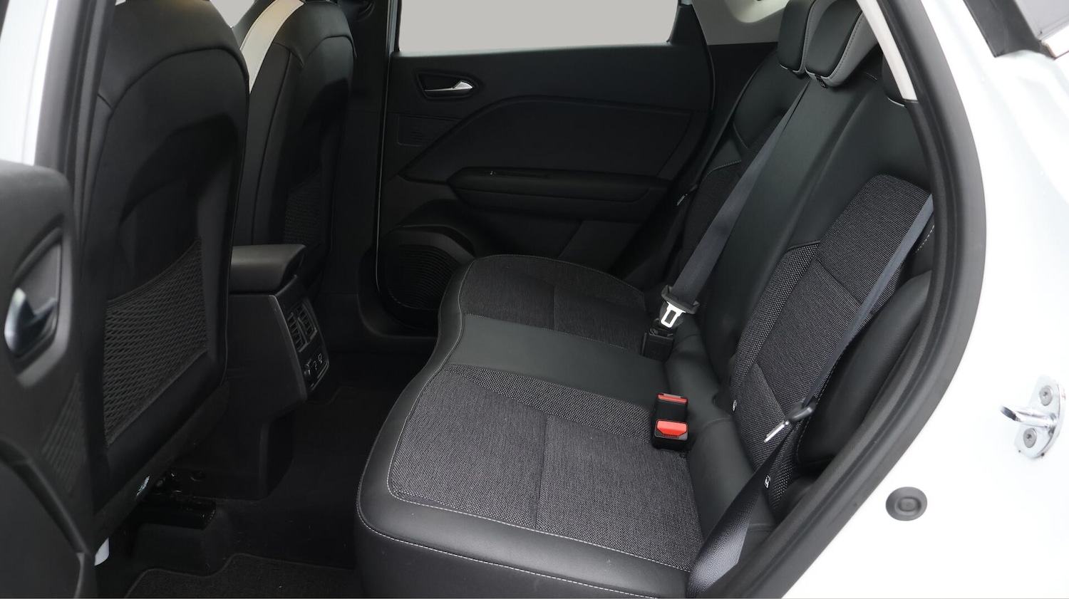 Used Renault Captur 2022 for sale - 76071970: Photo 17