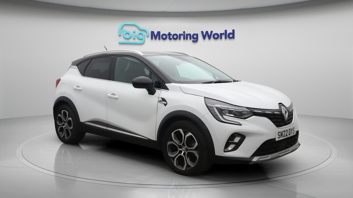 Used Renault Captur 2022 for sale - 76071970: Photo 2