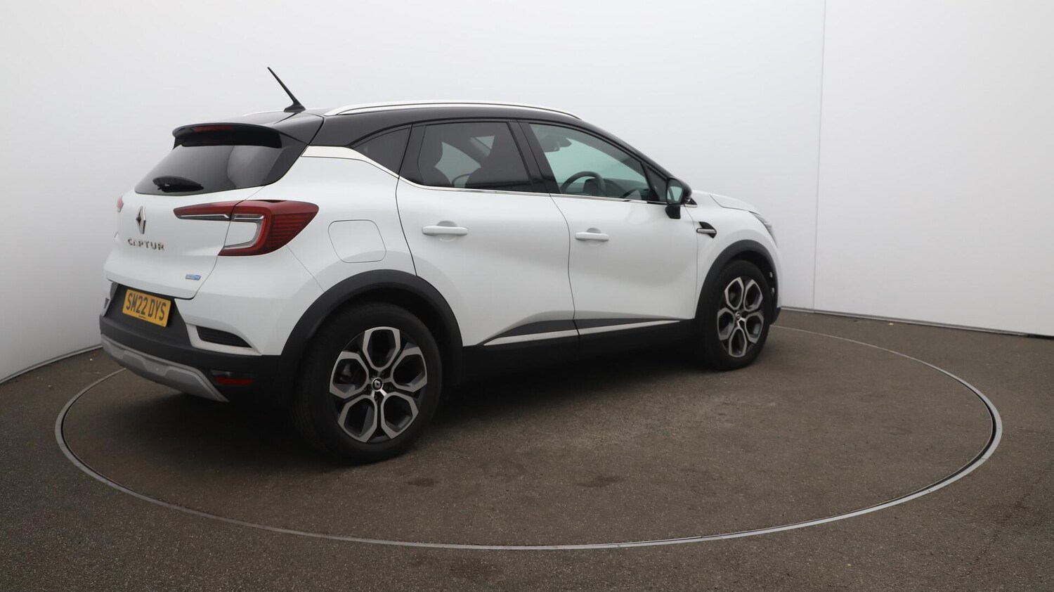 Used Renault Captur 2022 for sale - 76071970: Photo 53