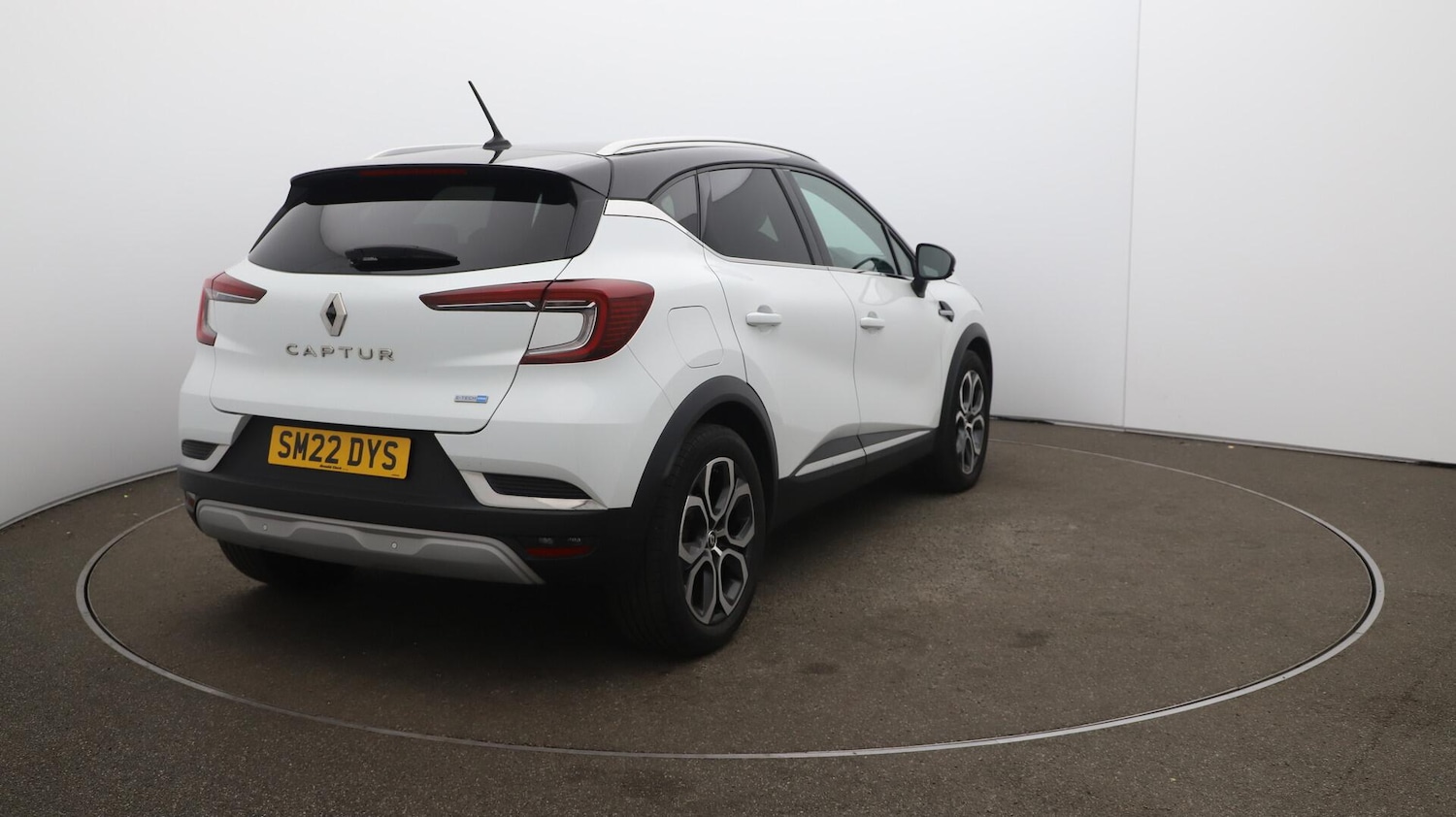 Used Renault Captur 2022 for sale - 76071970: Photo 55