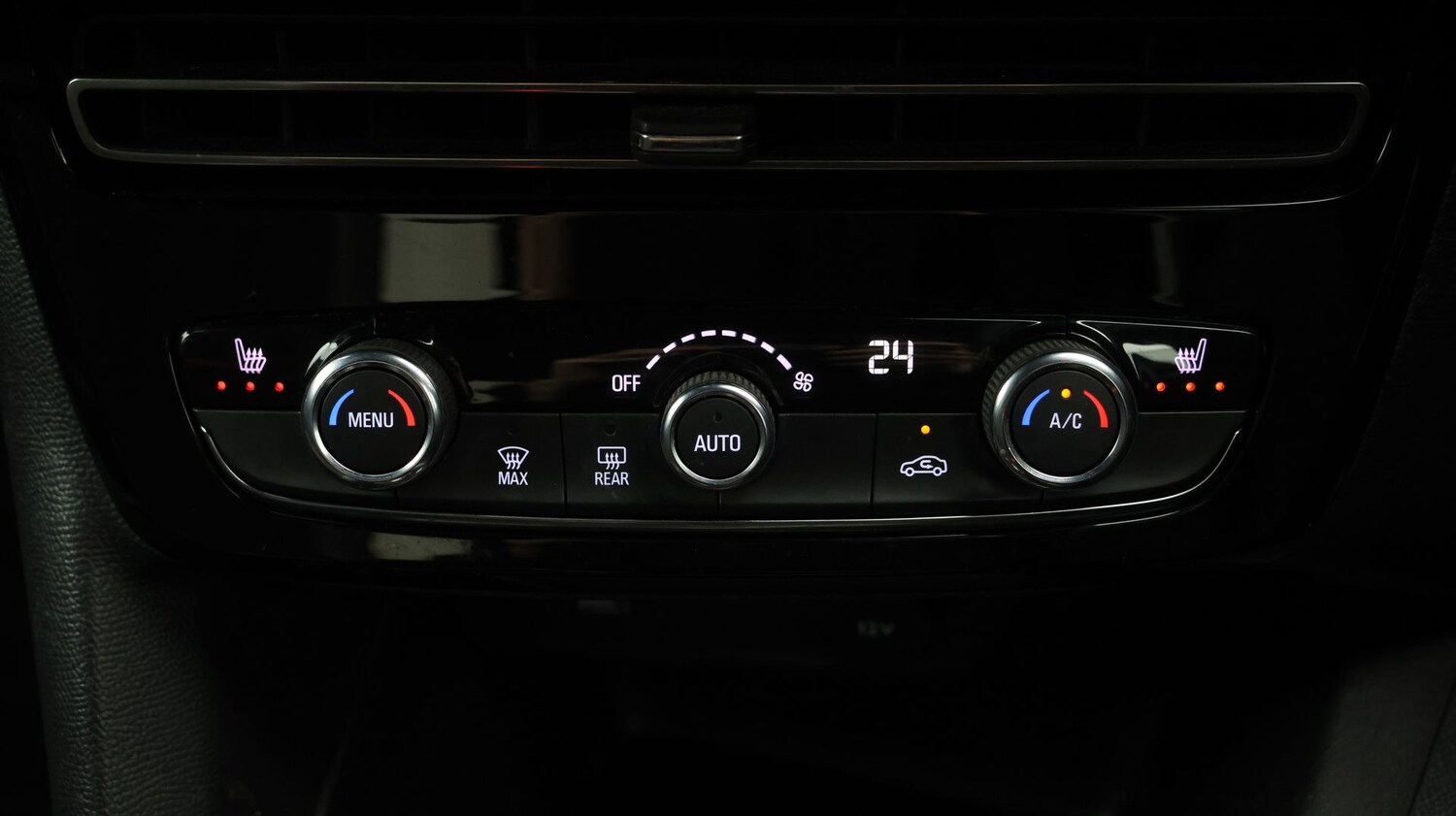 Used Vauxhall Mokka Electric for sale - 77668319: Photo 12