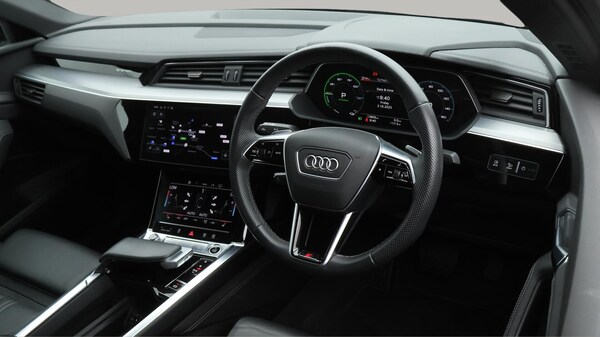 Used Audi e-tron 2022 for sale - 76259196: Photo 11