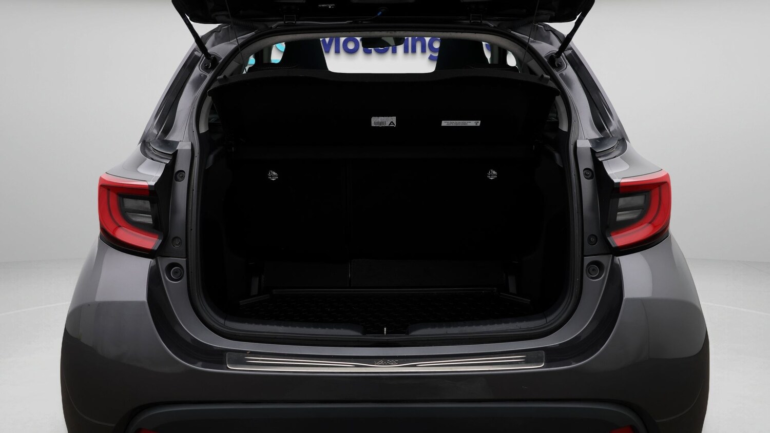 Used Toyota Yaris 2023 for sale - 77577571: Photo 17