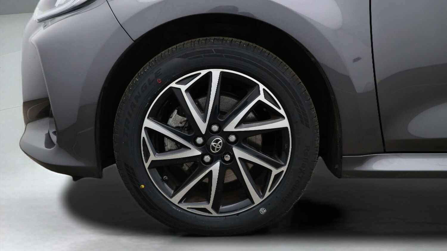 Used Toyota Yaris 2023 for sale - 77577571: Photo 18