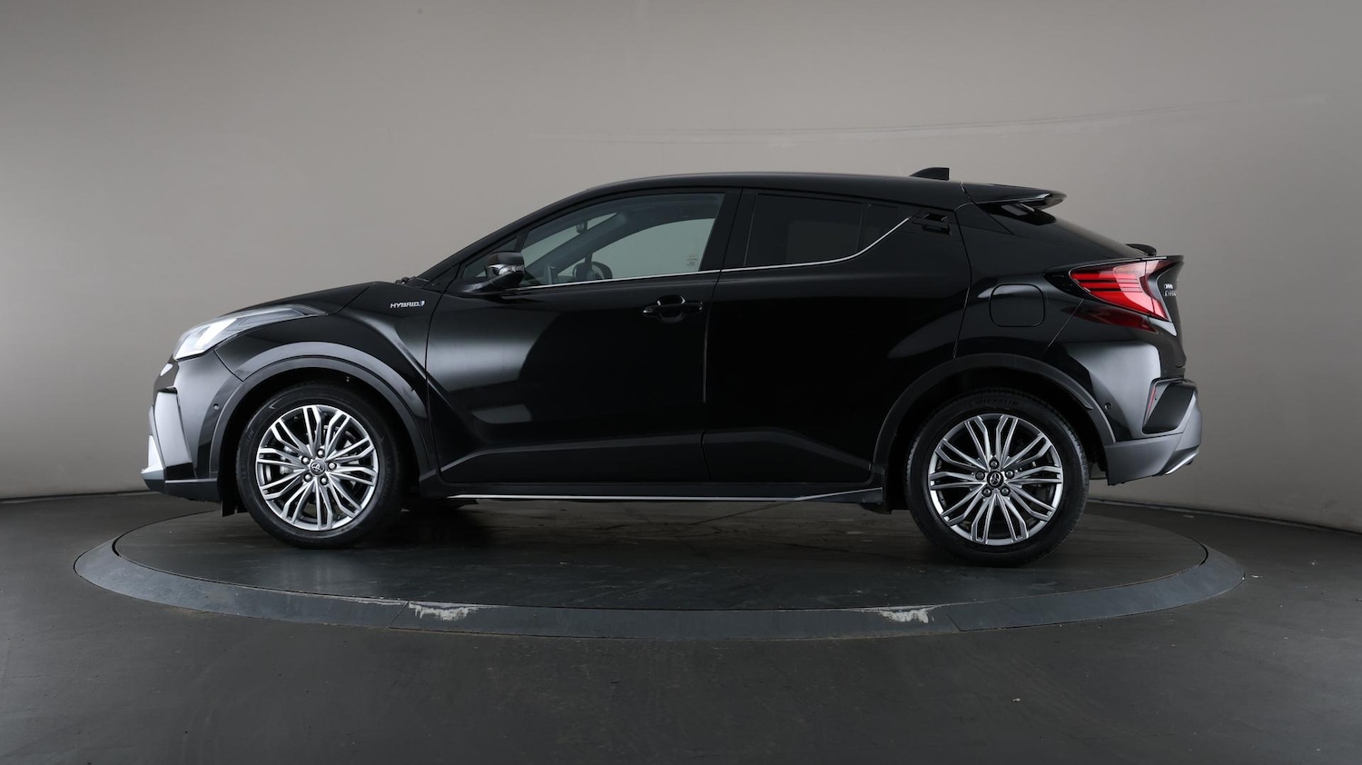 Used Toyota C-HR 2021 for sale - 76613277: Photo 37