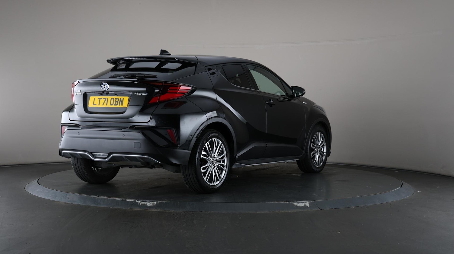 Used Toyota C-HR 2021 for sale - 76613277: Photo 68
