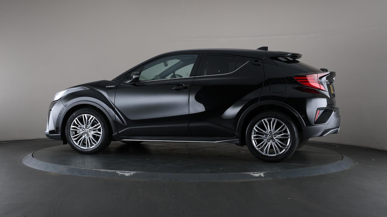 Used Toyota C-HR 2021 for sale - 76613277: Photo 78
