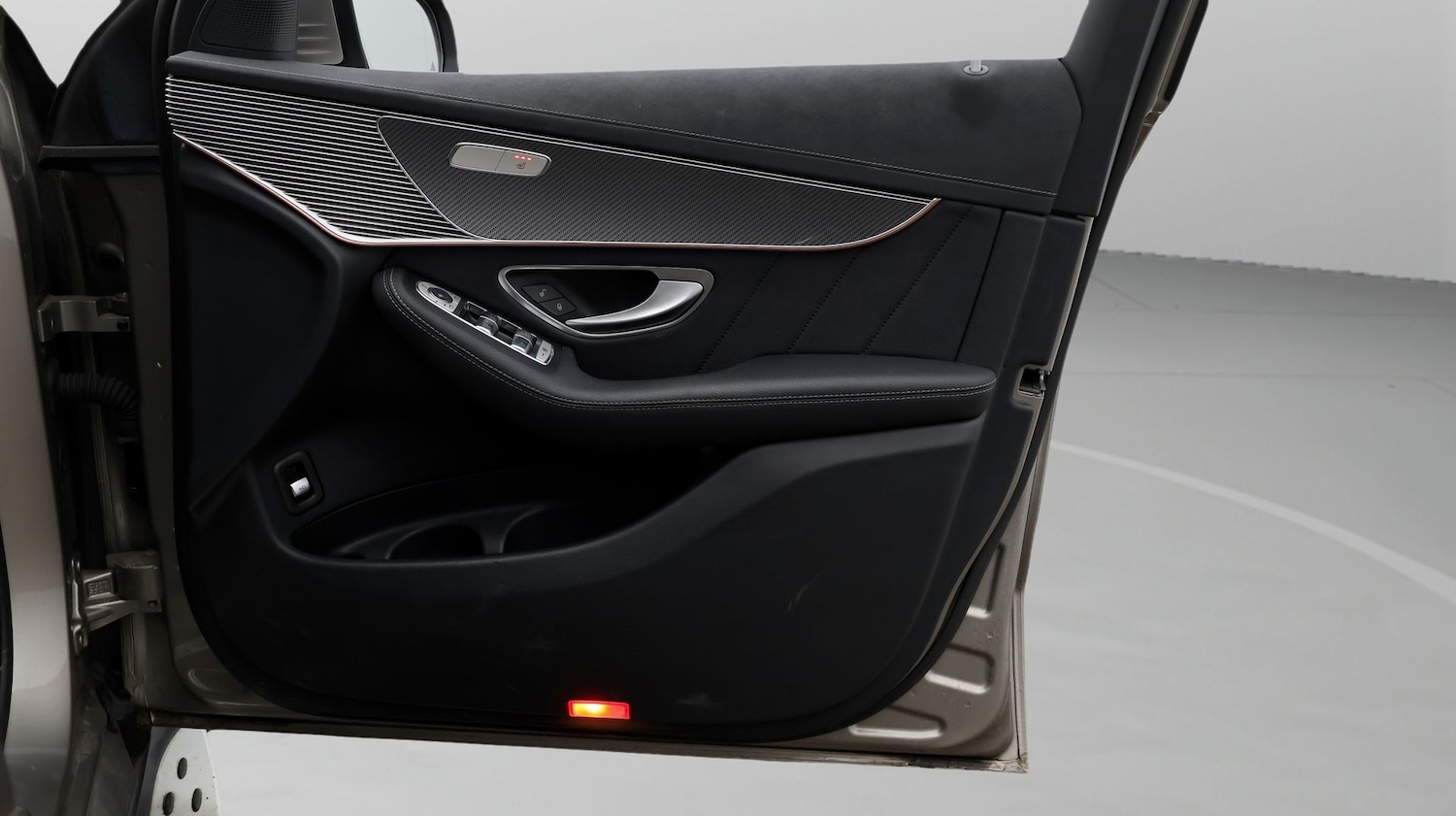 Used Mercedes-Benz EQC 2022 for sale - 77195812: Photo 15