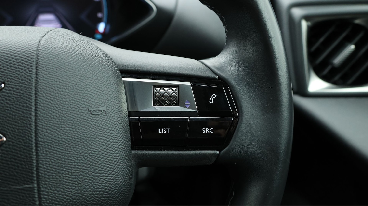 Used DS Automobiles DS 3 Crossback 2022 for sale - 77114326: Photo 25