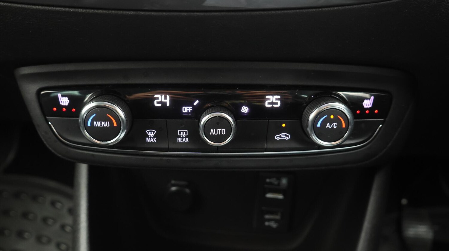 Used Vauxhall Crossland 2022 for sale - 76619738: Photo 13