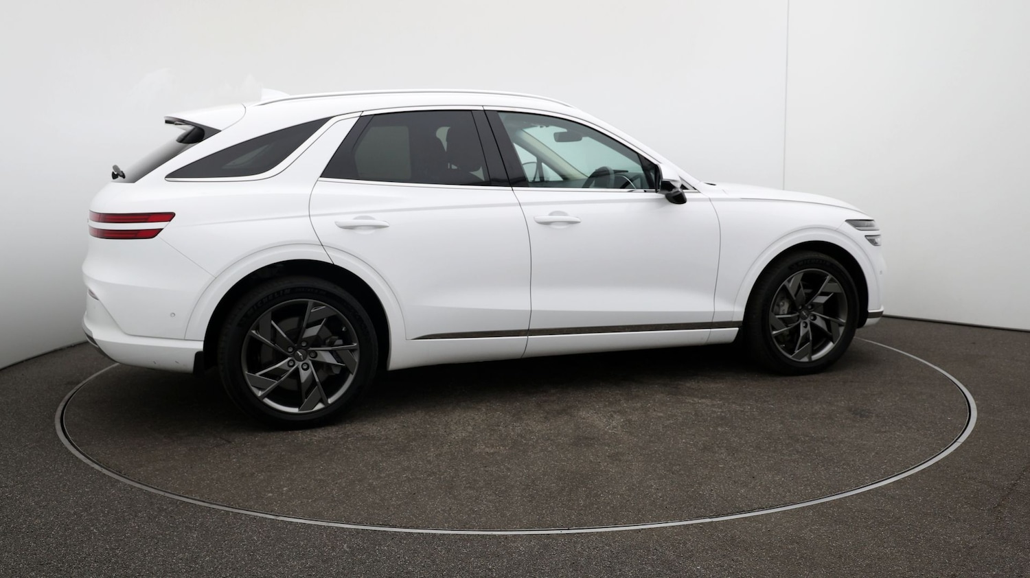 Used Genesis GV70 2024 for sale - 76810844: Photo 44