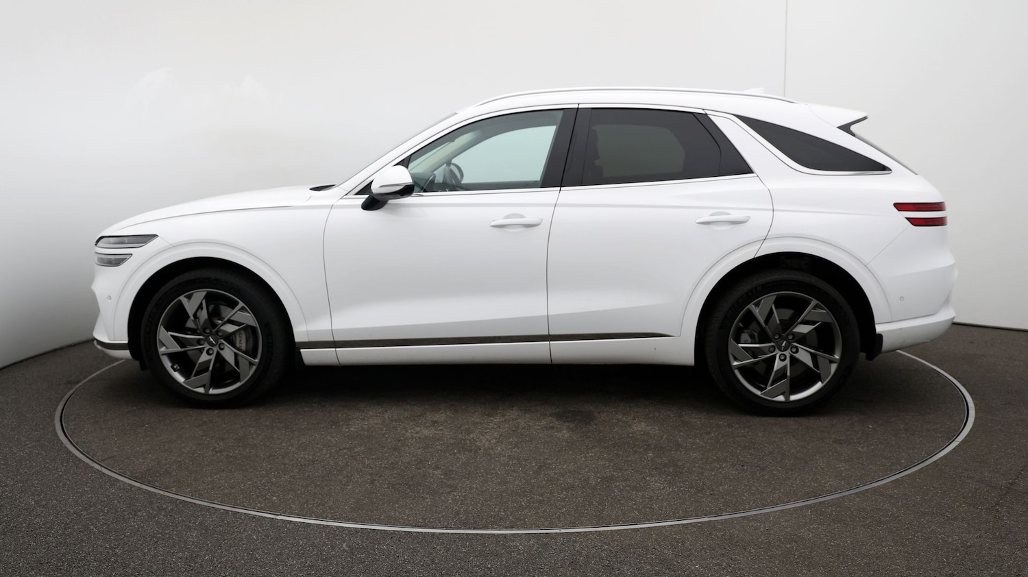 Used Genesis GV70 2024 for sale - 76810844: Photo 57