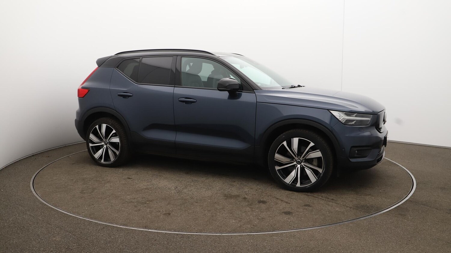 Used Volvo XC40 2021 for sale - 75990237: Photo 50