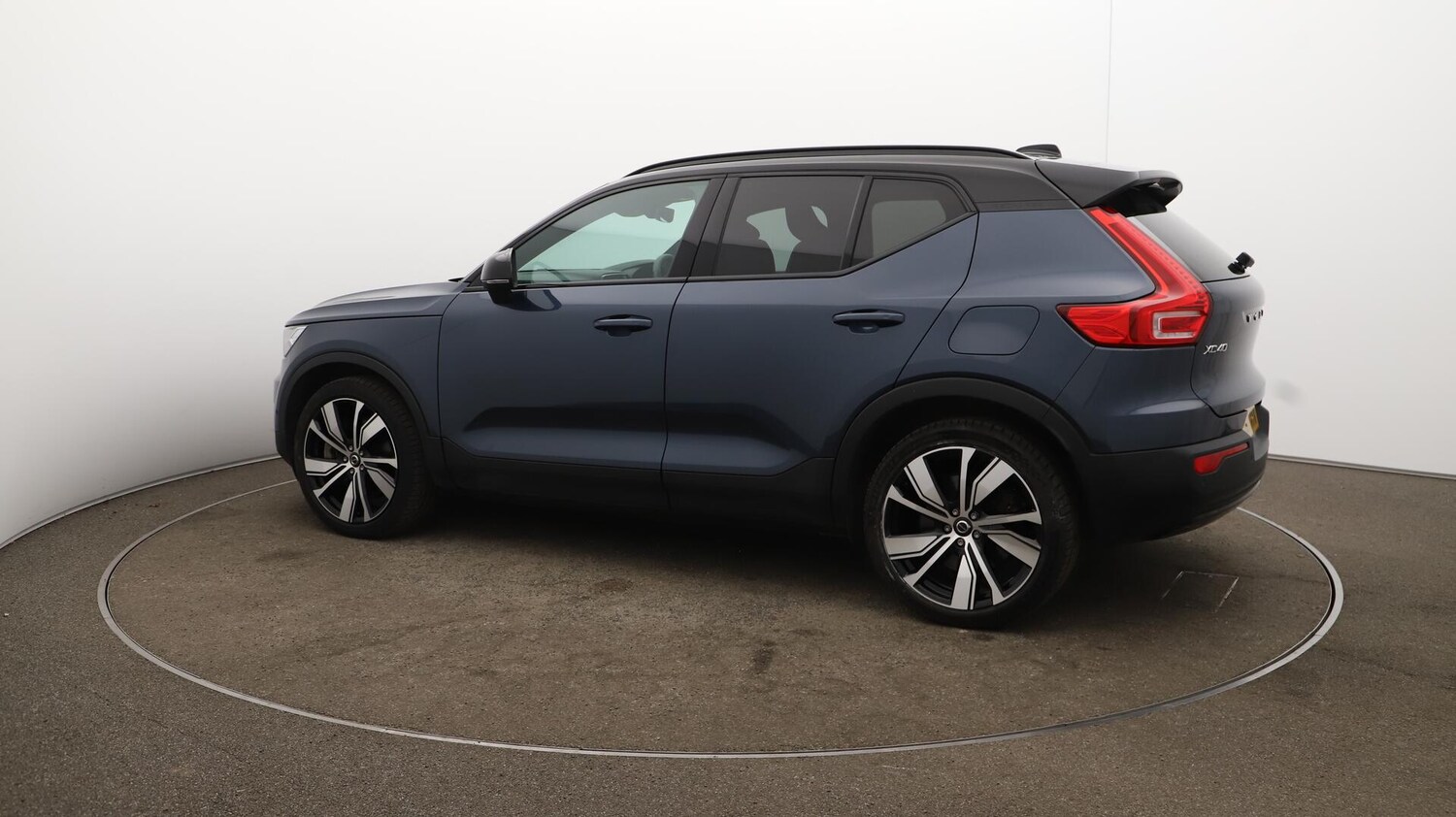 Used Volvo XC40 2021 for sale - 75990237: Photo 51