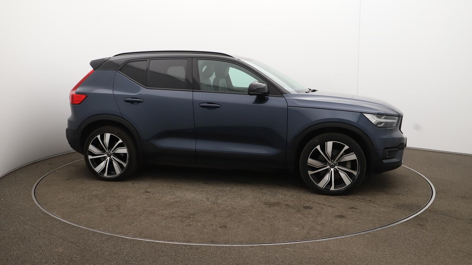 Used Volvo XC40 2021 for sale - 75990237: Photo 52