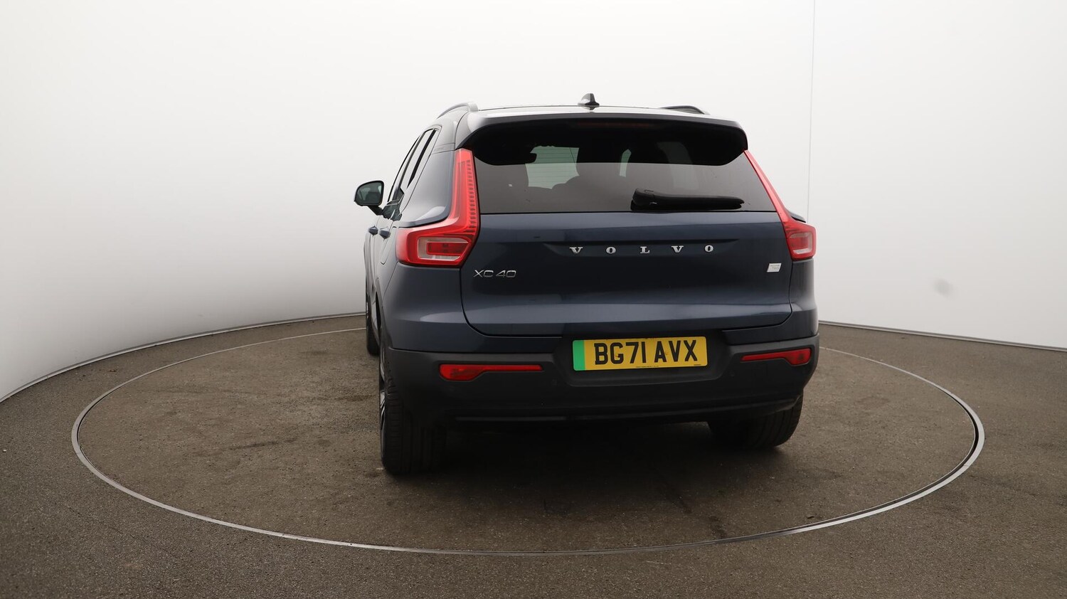 Used Volvo XC40 2021 for sale - 75990237: Photo 64