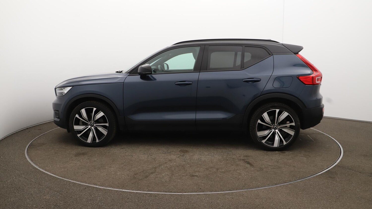 Used Volvo XC40 2021 for sale - 75990237: Photo 68