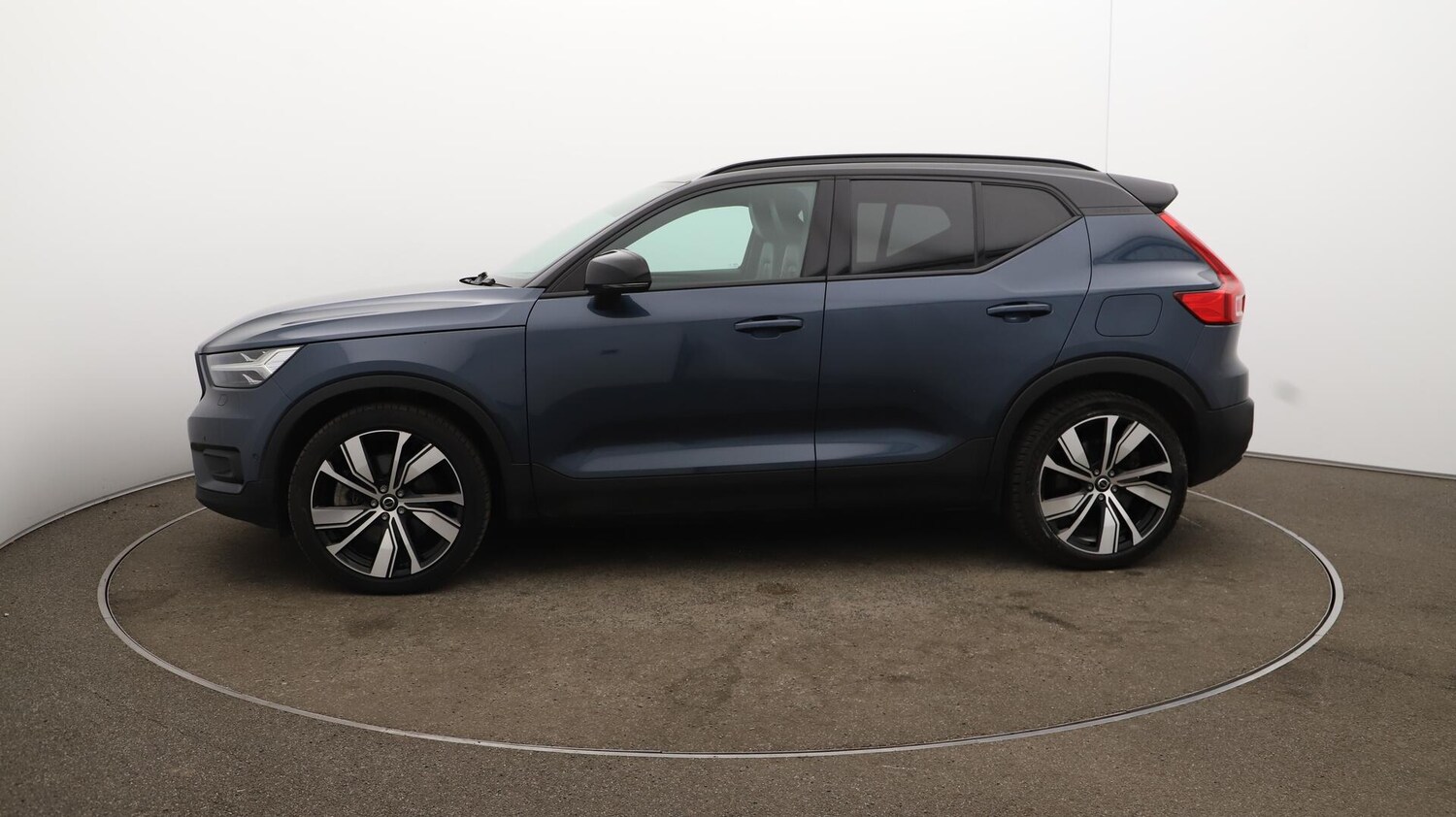 Used Volvo XC40 2021 for sale - 75990237: Photo 69