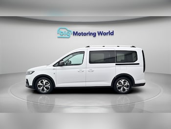 Used Ford Grand Tourneo Connect 2023 for sale - 78882135: Photo
