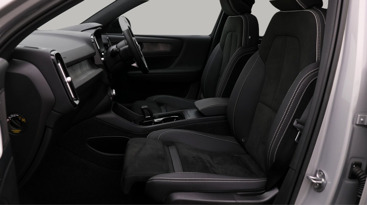 Used Volvo XC40 for sale - 77675502: Photo 14