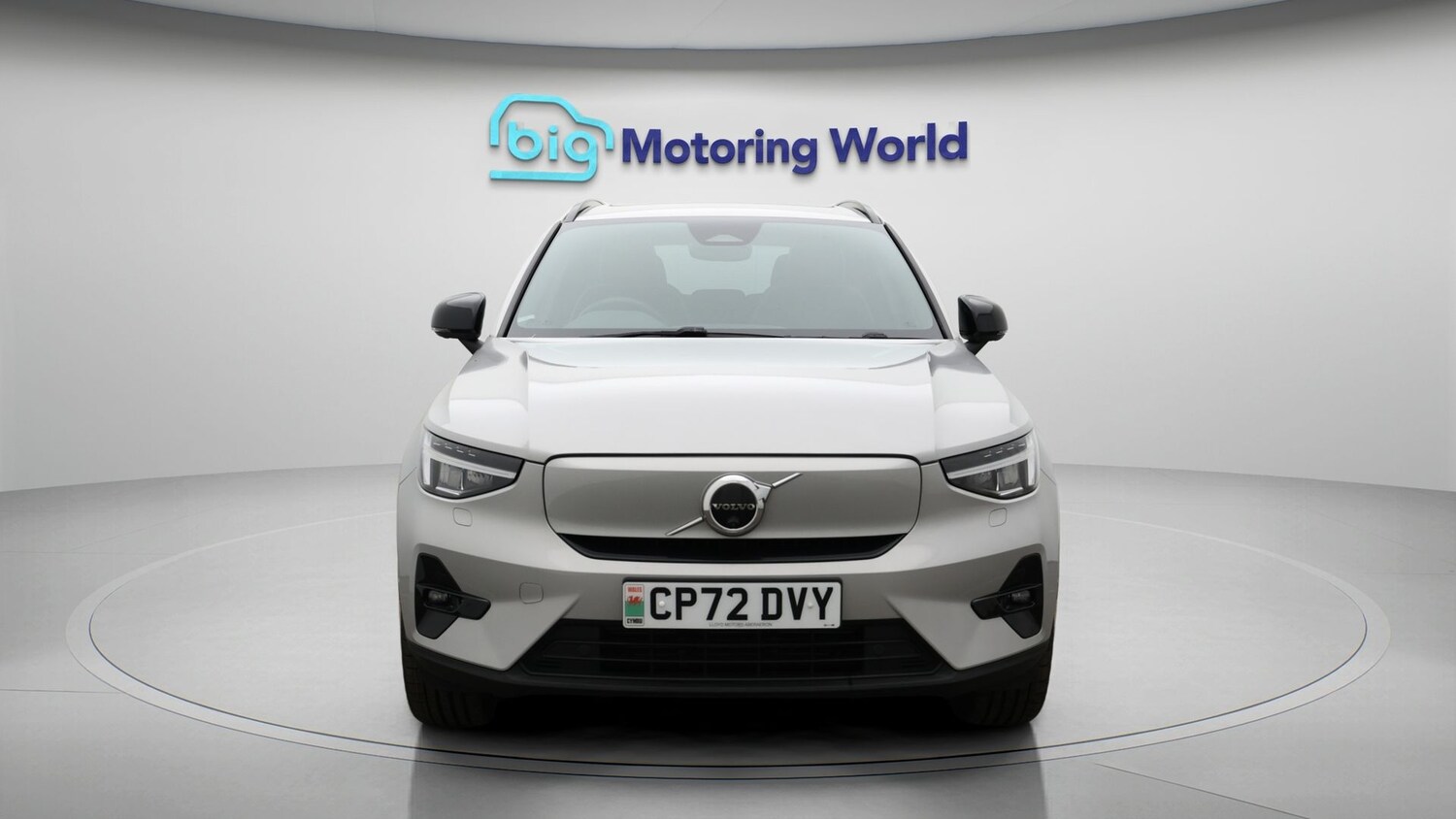 Used Volvo XC40 for sale - 77675502: Photo 2