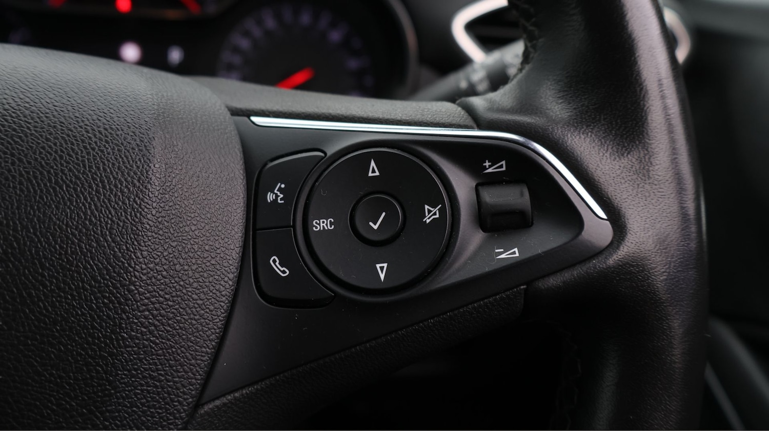 Used Vauxhall Crossland 2022 for sale - 77352119: Photo 24