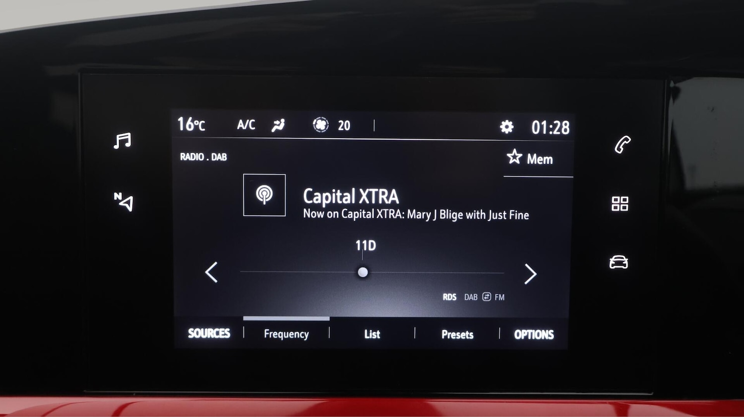 Used Vauxhall Mokka Electric 2022 for sale - 76538724: Photo 12