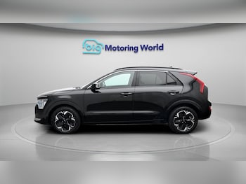 Used Kia Niro 2023 for sale - 78755575: Photo