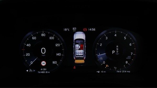 Used Volvo XC40 2022 for sale - 76337794: Photo 11