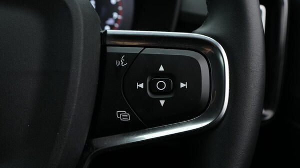 Used Volvo XC40 2022 for sale - 76337794: Photo 25