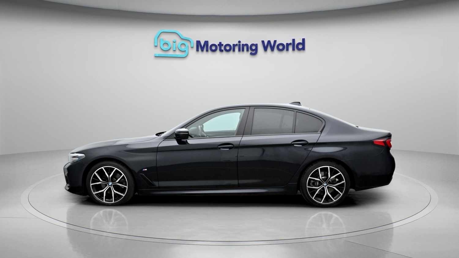 Used BMW 5 Series 2022 for sale - 77938640: Photo 4