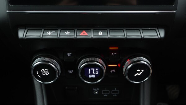 Used Renault Captur 2022 for sale - 75747163: Photo 13