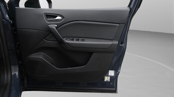 Used Renault Captur 2022 for sale - 75747163: Photo 16