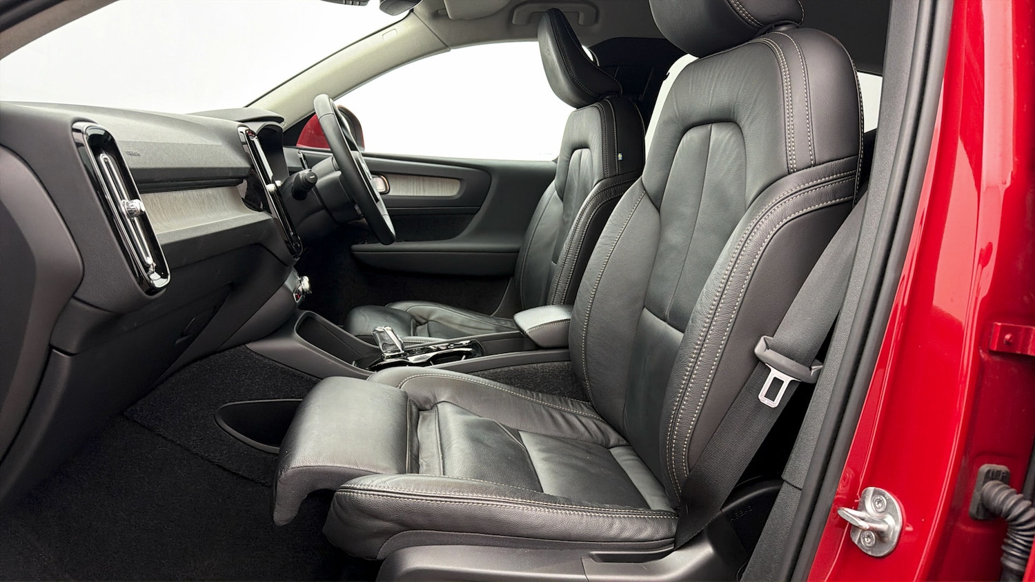 Used Volvo XC40 2022 for sale - 78133676: Photo 13