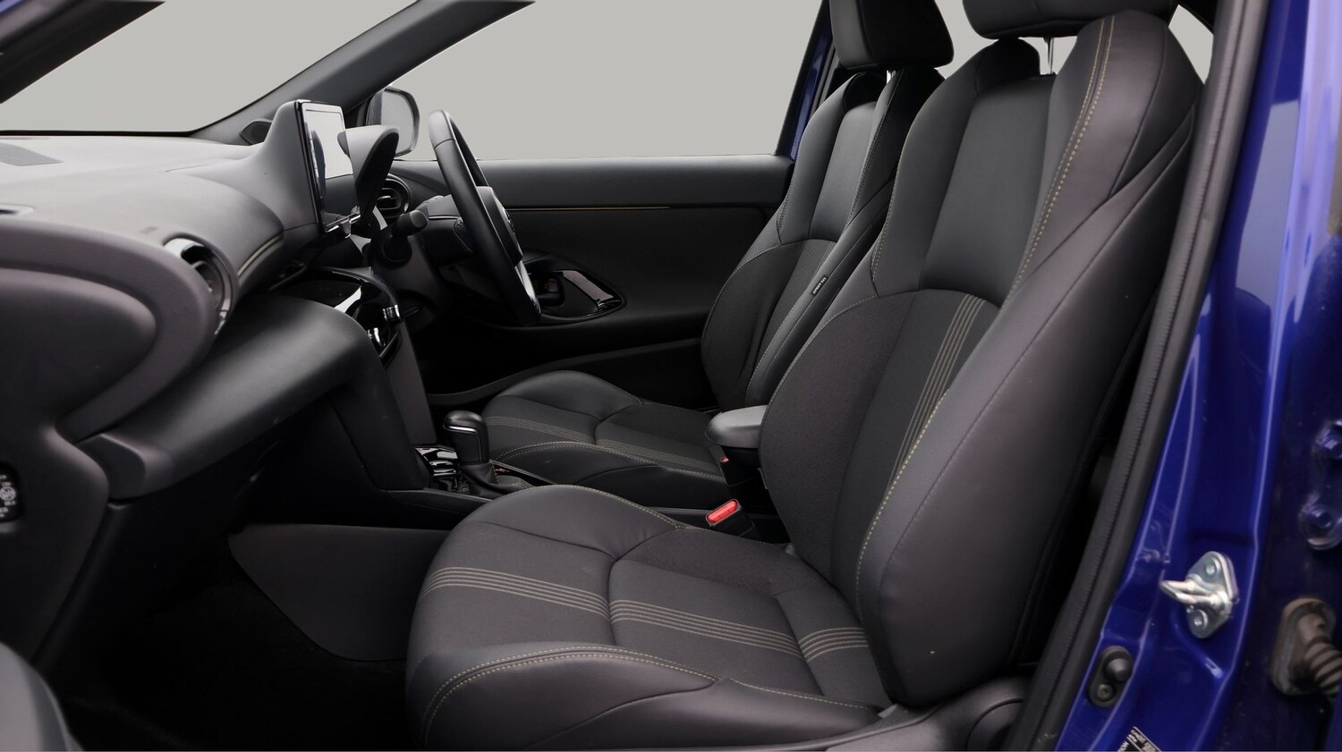 Used Toyota Yaris Cross 2022 for sale - 77747562: Photo 14