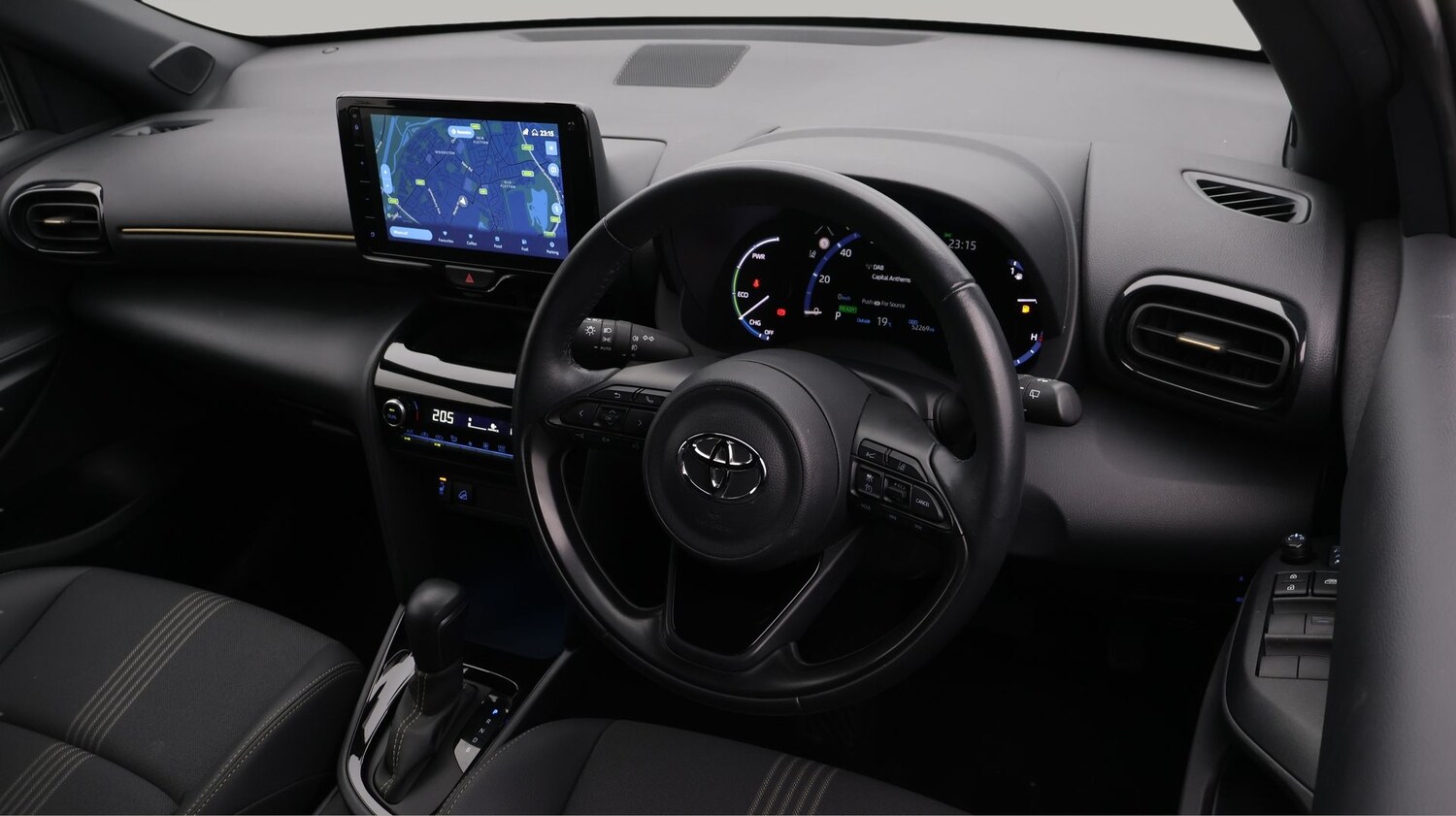 Used Toyota Yaris Cross 2022 for sale - 77747562: Photo 9